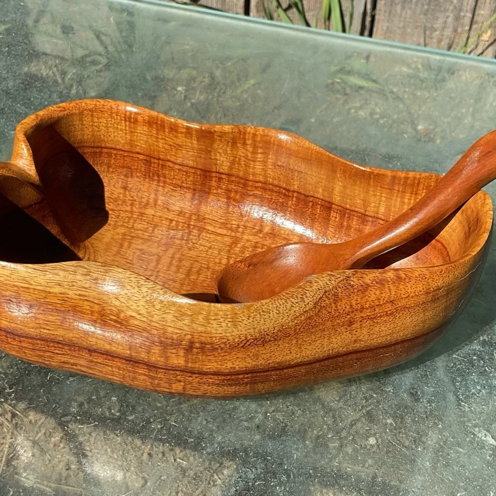 Handmade Hawaiian Wooden Bowl and Spoon Set, Signed - Picture 10 of 10